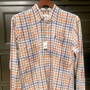 Johnnie-O Hangin out button up shirt